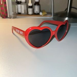 taylor swift official 22 sunglasses